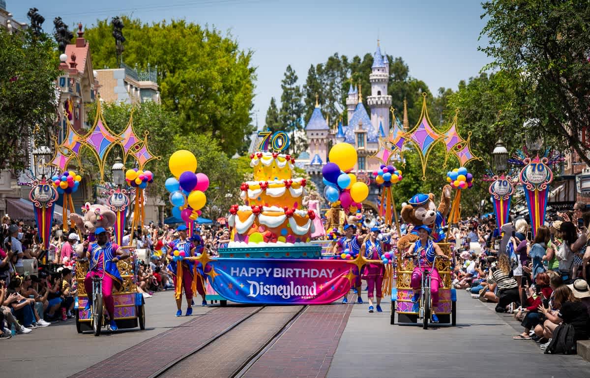 disneytouristblog.com