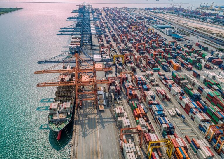 maritimeprofessional.com