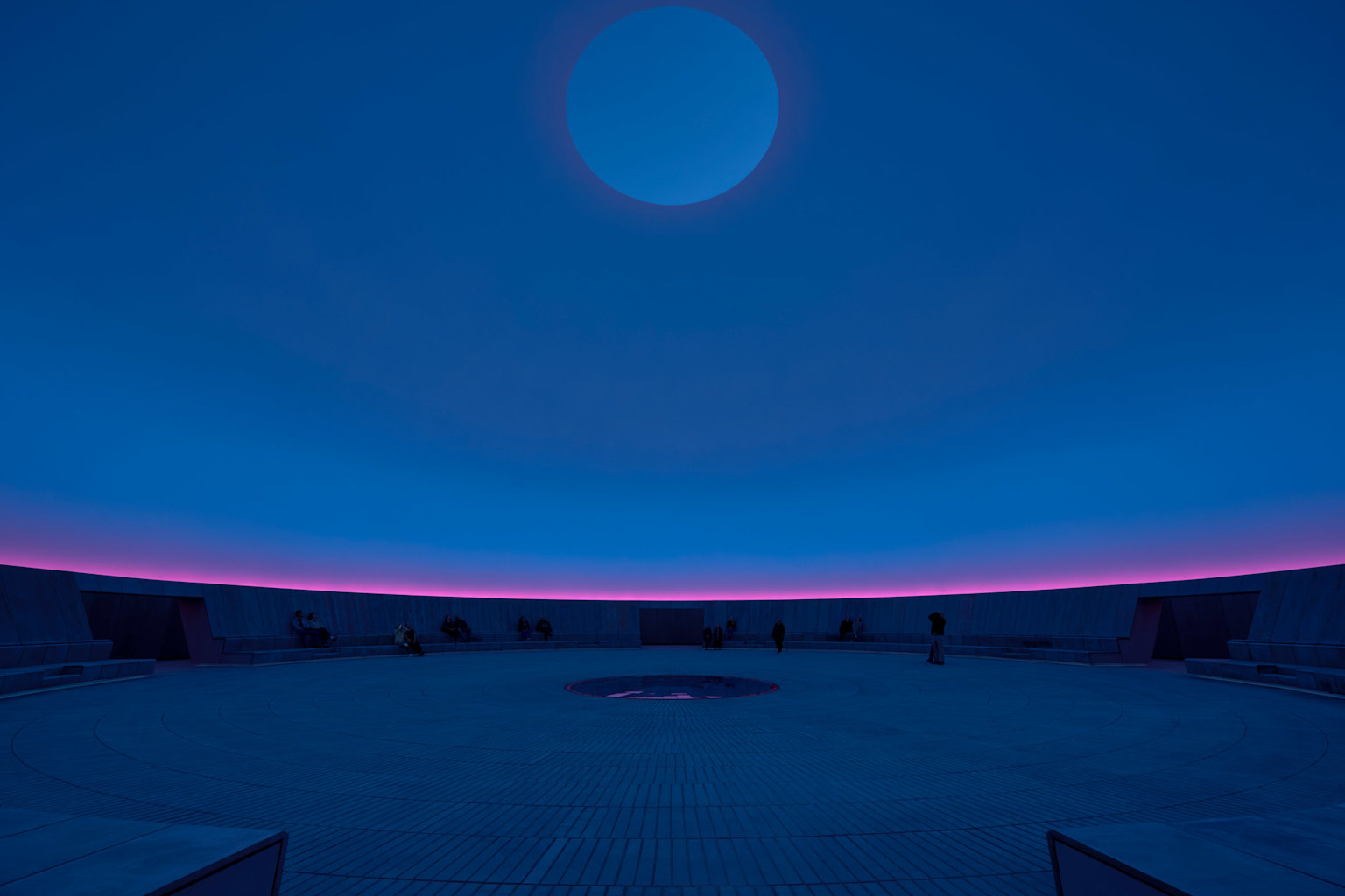 dezeen.com